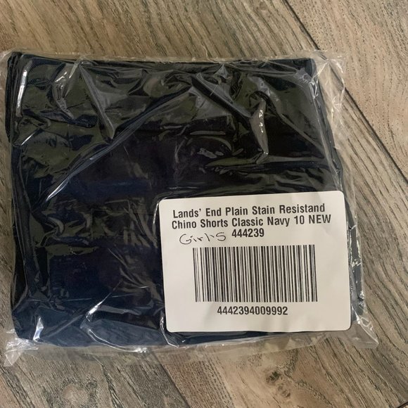 NWT LANDS' END GIRL'S PLAIN FRONT STAIN RESISTANT CHINO SHORTS CLASSIC NAVY - Picture 9 of 14